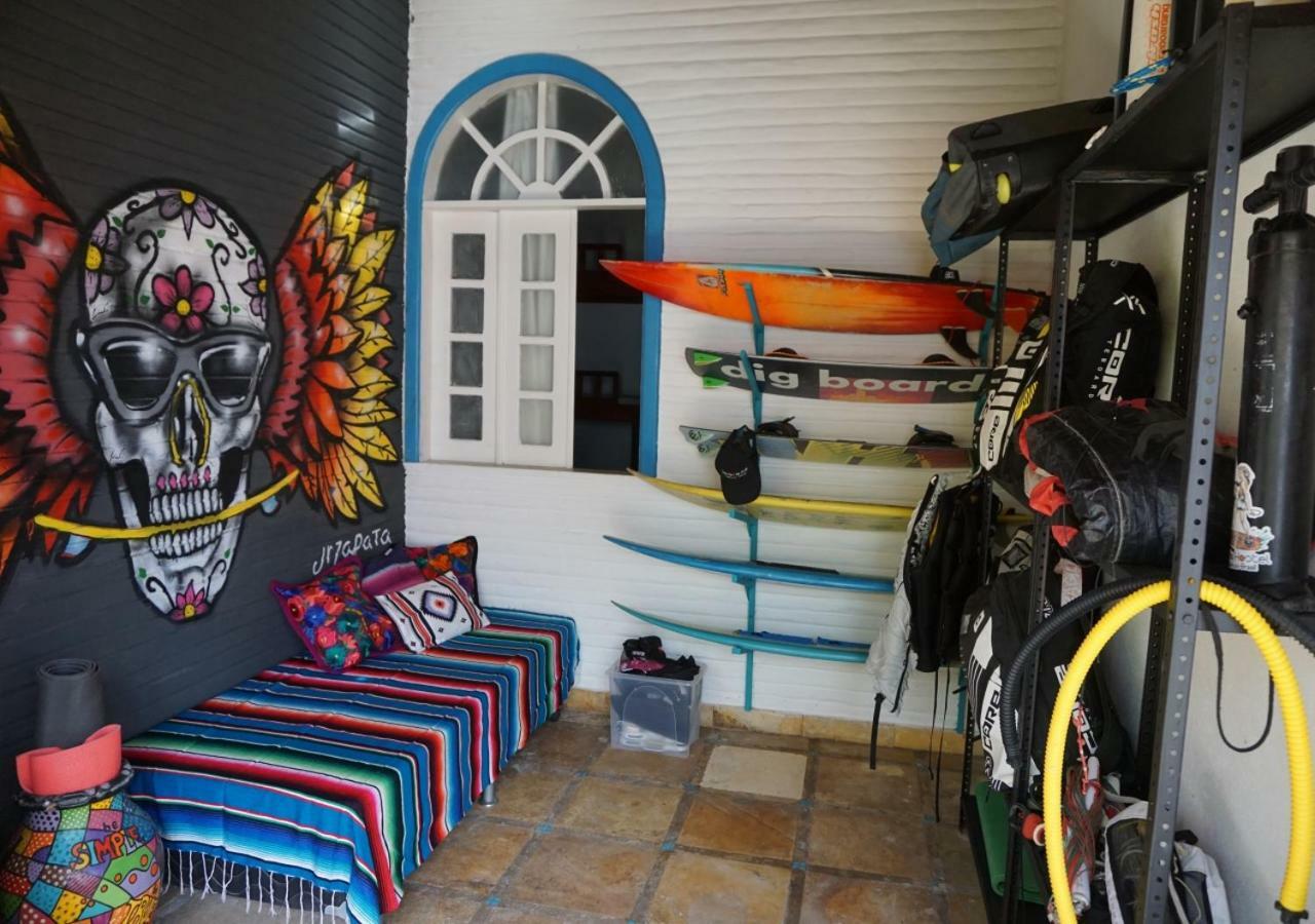 Bada Hostel & Kite School Кумбуко Екстериор снимка